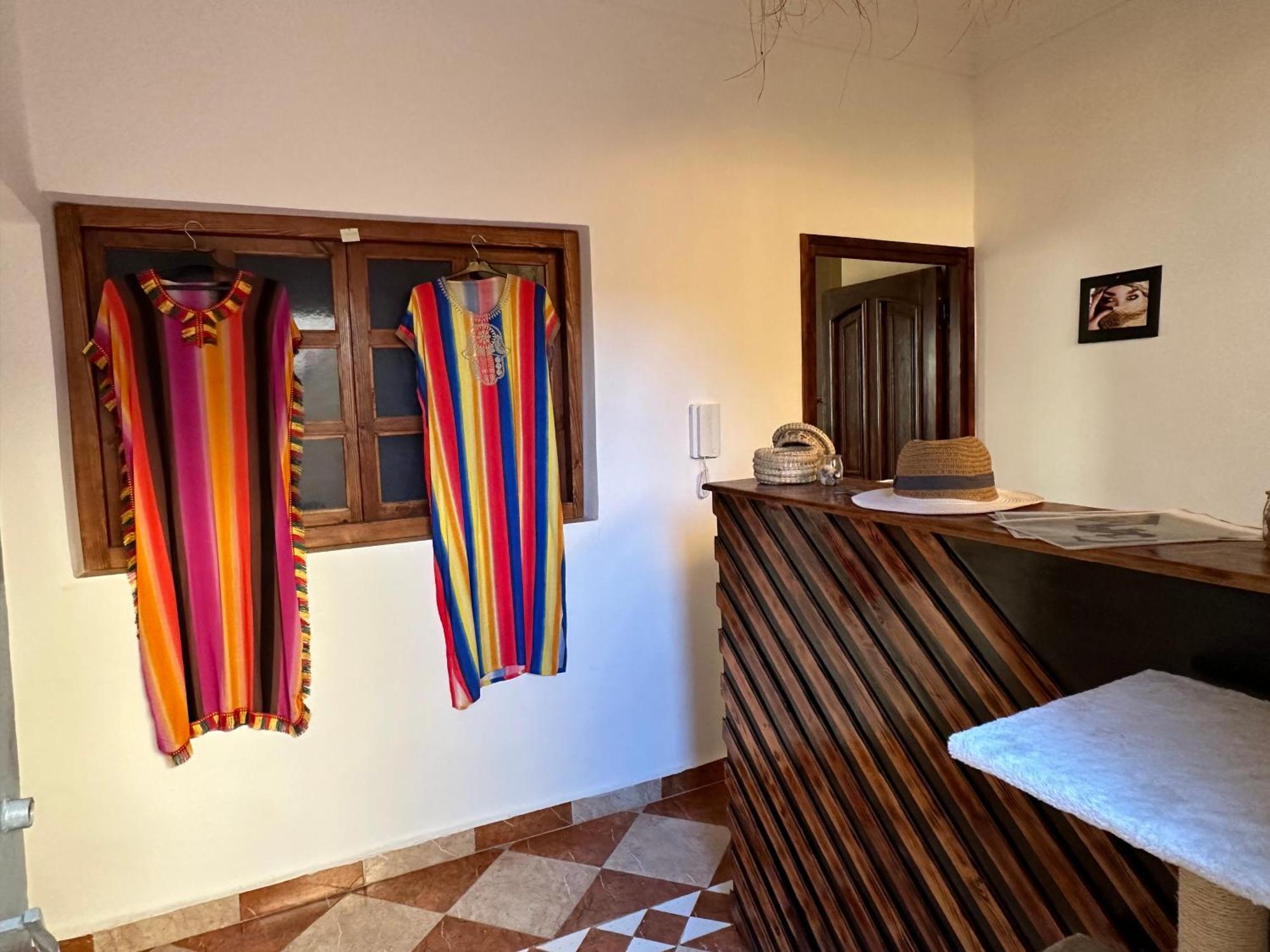 Dar Sanae Surf Hotel Aourir Buitenkant foto